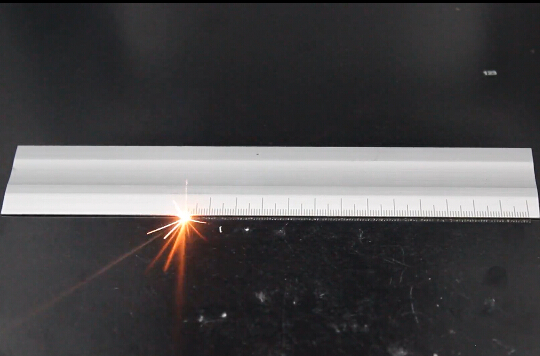 激光打標機雕刻深度調(diào)節(jié)