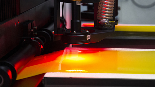 當激光技術遇上光伏產業：誰能更勝一籌？-2