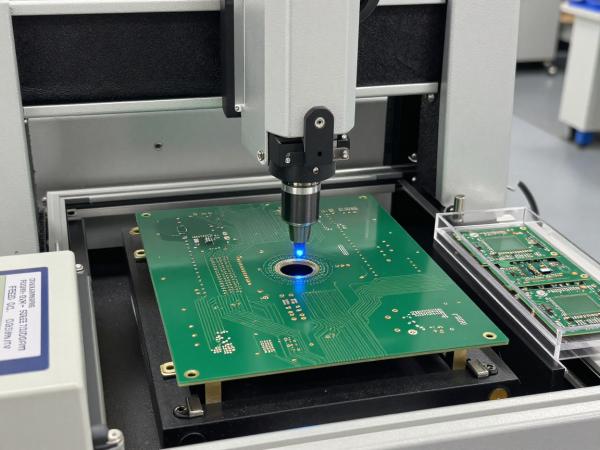 微孔之道：激光技術(shù)如何破解FPC銅基板加工難題，賦能本土智造升級(jí)